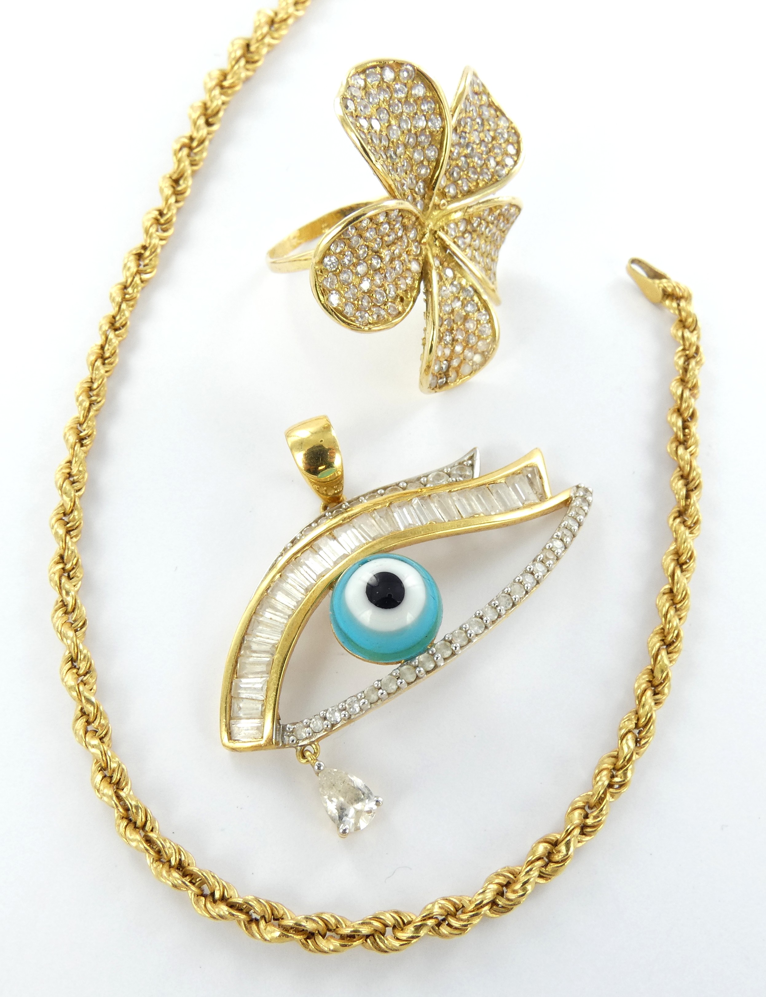 Lot 9 — 1 Bague Or 750 mil. Non poinçonnée, pierres, T 59, 10.5g, 1 